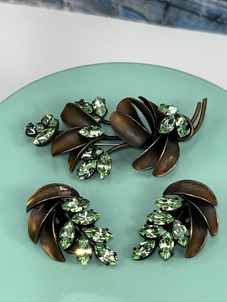 Vtg Austria Brooch Earrings Green Crystals Rhinestones Copper leaves
