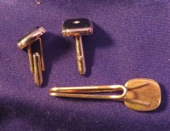 Vintage Goldtone & Black Enamel Tie Bar & Cufflinks Set w/ Faux (?) Diamonds
