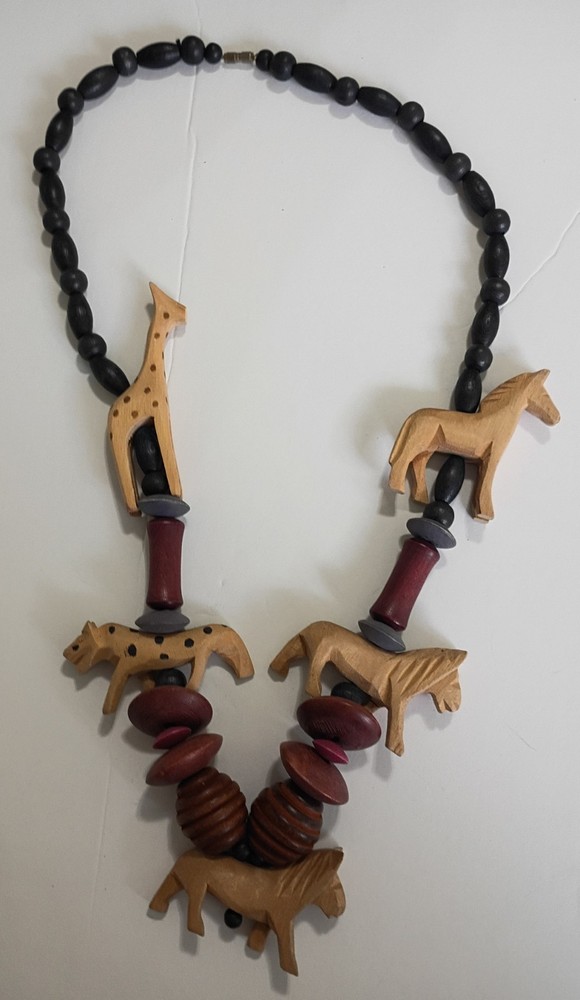 Vintage African Tribal Chunky Beaded Wood Hand Carved Safari Animal Necklace