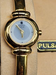 PULSAR By SEIKO LADIES GOLD Tone BRACELET DRESS WATCH V-110-x003 Vtg W/box 7inch