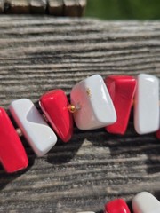 Vintage Hong Kong Plastic Faux Stone Beaded Necklace Coral Red White