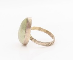 925 Sterling Silver Vintage Ring Green Prehnite Teardrop Band Sz 6.5 RG34176