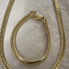 Gold Tone Fashion Jewelry Set Necklace and Bracelet for Unisex Adults
