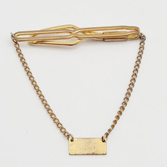 Retro Brass Open Metal Slide Bar with Draping Chain Plaque Vtg Tie Clip Clasp