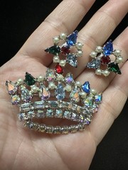 VINTAGE B.DAVID QUEEN MOTHER BROOCH AND EARRINGS