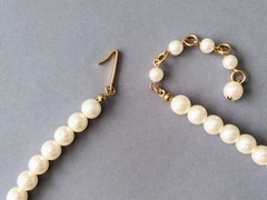 Vintage Faux Pearl Classic Necklace Adjustable Length 17″-19.5″ 8mm Faux pearls