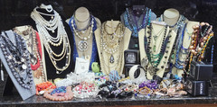 Estate Jewelry Lot 537 pc Signed Unsigned 32 lbs. Vintage to Now Jewelry Lot 21