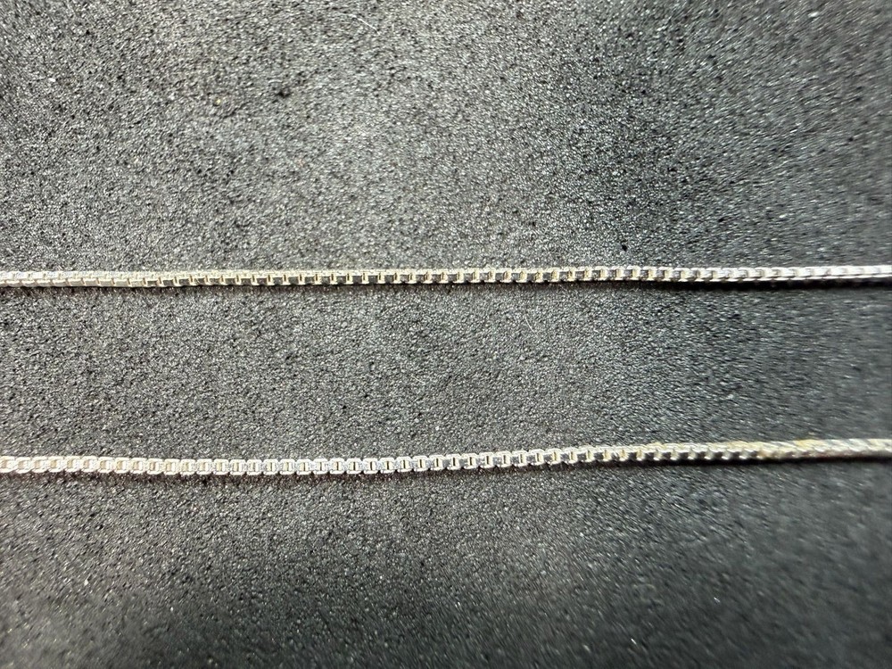 1.46g Vintage Sterling Silver 925 Box Chain Necklace 18 in M