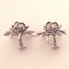 Bugbee & Niles Silver-Tone Rose Stud Screw-Back Earring Vintage Style Jewelry
