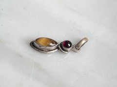 Vintage 925 Sterling Silver Tiger’s Eye & Garnet Necklace Pendant