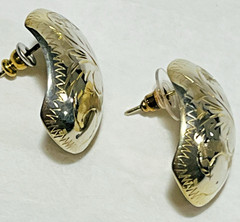 Vintage Sterling Silver Engraved Etched 1” Oval Dome Pierced Post Earrings
