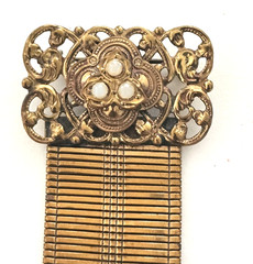 KARU Fifth Avenue Cameo Drop Brooch Circa 1940s–1950s Victorian Revival Elegance