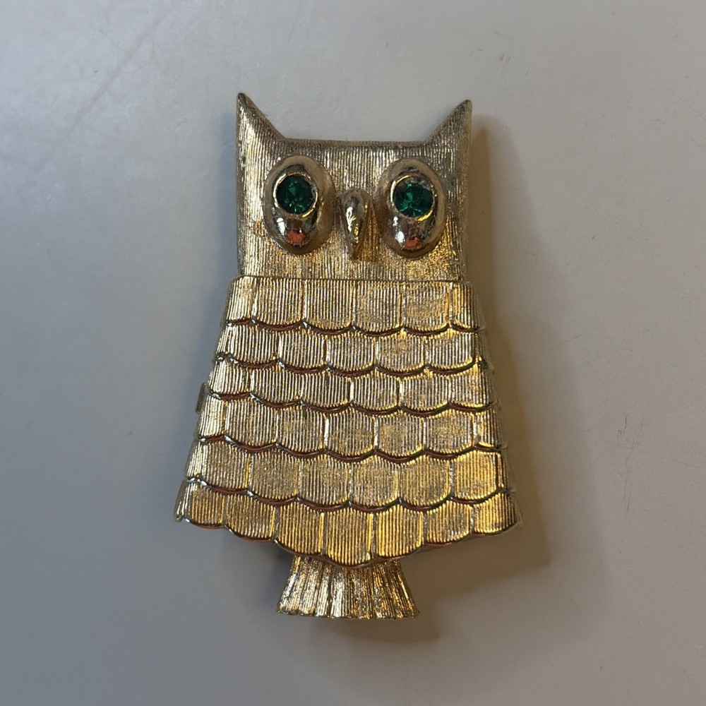 Vintage 1960’s Avon Green Eyed Perfume Owl Brooch Pin Gold Tone