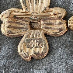 AAI Vintage Flower Brooches/Pins Signed Goldtone
