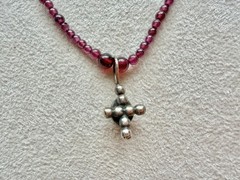 Vintage Artisan Sterling Silver Garnet Bead Necklace Cabochon Pendant Unmarked