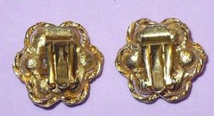 VINTAGE RETRO 7 FAUX PEARLS GOLDTONE CLIP EARRINGS NICE VGC