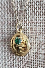 LOVE Pendant Necklace Green Stone Gold Tone Fine Chain 12″ Retro Vintage 1970’s