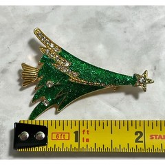 Vintage Christmas Tree Brooch Gold Tone Rhinestone Green Glitter Sparkle