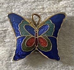 VINTAGE CLOISONNE PUFFY BUTTERFLY PENDENT Gold Plated 3/4” Enamel