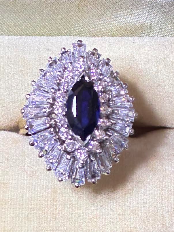 Gorgeous! Vintage Sapphire CZ Size 8 #935 Silver Gold Plated ring 8gram