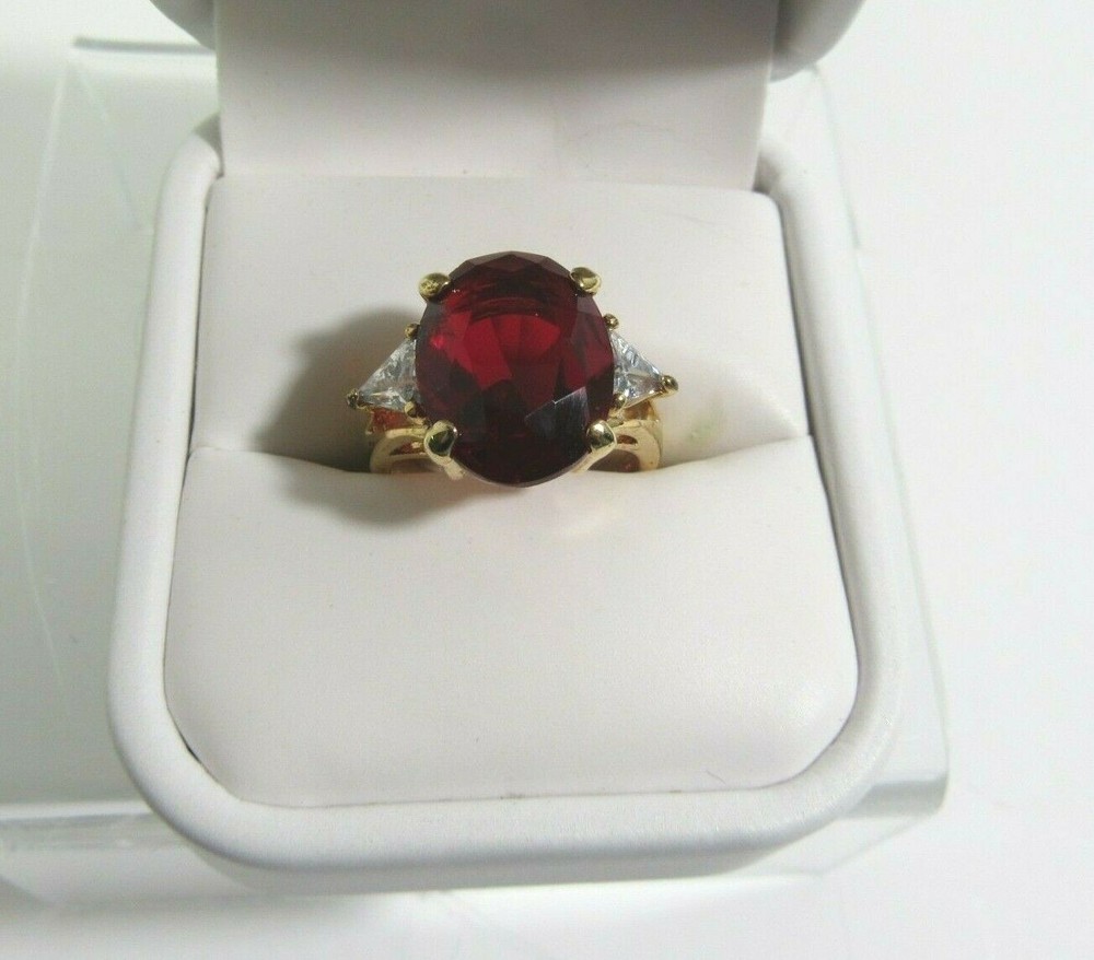 Vintage Cocktail Ring Red Center Stone & White Rhinestones Size 7.5 in Ring Box