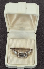 1820’s GEORGIAN 15K Gold/Seed Pearl Surround Mourning Hair Ring Sz 6.5