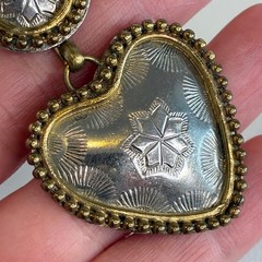 Vintage Heart Earrings Mixed Metal Gold Silver Tone Clip On Statement Elegante