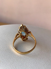 VINTAGE 10K YELLOW GOLD MARQUISE CUT BLUE TOPAZ AND DIAMONDS RING