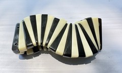 Vintage Black off-white Stretch Bracelet Geometric Spike Link Statement