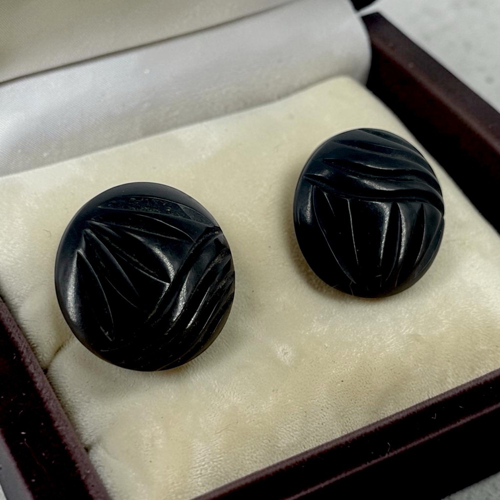 VTG Black Carved Bakelite Button Screw On Earrings MCM Boho