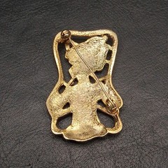 Vintage Egyptian God Pin Brooch Gold Tone. 17.531