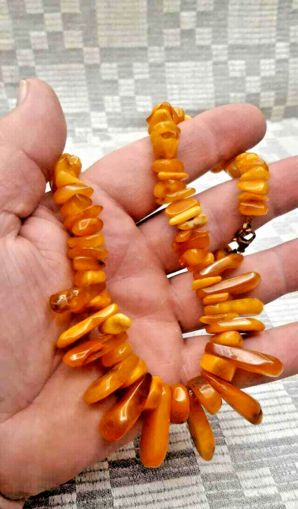 BALTIC HONEY NECKLACE FROM NATURAL AMBER VINTAGE BEAUTIFUL 44gr