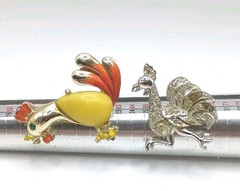 Vintage Rooster Chicken Brooch Pin Mid Century Set 2 Enamel Sparkly Cartoon Like