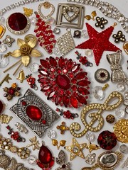 Lot Vintage & Modern Jewelry Parts Broken Repurpose Craft Rhinestones Harvest Z