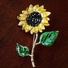 Vintage Sunflower Enamel Brooch Antique Flower Pins Brooches Woman Party Jewelry