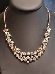 Vintage Aurora borealis gold tone bib necklace adjusts up to 19″ glamorous