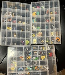 LOT OF 10 RANDOM PINS [NO DUPLICATES] [BRAND NEW!] [SAME DAY SHIPPING]