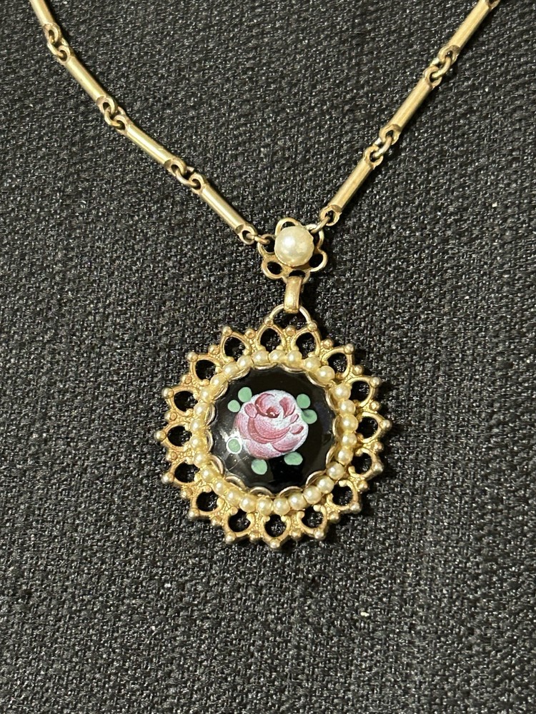 Antique Gold Tone Filigree Hand Painted Rose Faux Pearl Pendant Necklace 14”