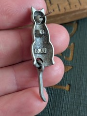 Vtg JJ Dangling Tail Articulated Kitty Cat Kitten Post Earrings Brushed Metal