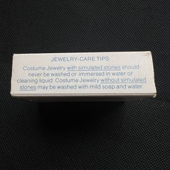 1975 VINTAGE AVON FASHION ACCENTS IN JEWELRY Kangaroo Gold-tone Pin 2.0 in