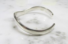 Wavy Design Sterling Silver Cuff Bracelet ~ 6-1/2″ ~ 23grams ~ 5-C398