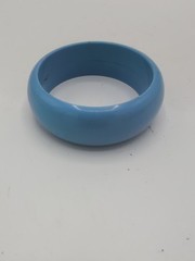 Vintage PASTEL BLUE Classic CHUNKY Design Lucite Bangle Bracelet Hong Kong