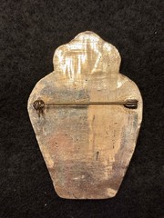 HUGE VINTAGE CHINESE EXPORT CARVED CINNABAR SILVER WASH ORNATE PIN *21.5 gm*