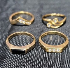 Lot Sale Of Vintage Avon 70’s Vintage Rings All Size 6