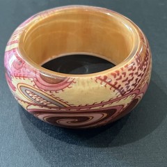 Vintage Bracelet 1.5 Inches By 2.5 In Diameter