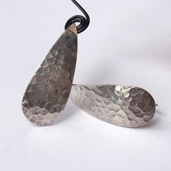 Vintage 925 Sterling Silver Teardrop Hammered Drop Earrings 4.5 cm