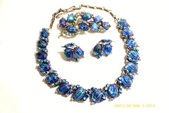 RARE VTG CORO BLUE RIBBED AB GLASS RHINESTONE NECKLACE BROOCH EARRINGS SET