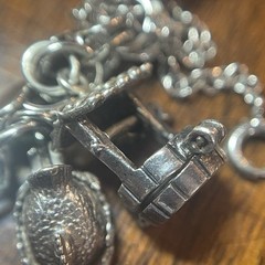 Vintage American Staring Heart Charm Bracelet 11 Charms Articulating 54.6 G 7.5”