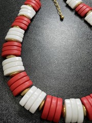 Vintage Retro 16-18” Red & White Lucite Beaded Bib Necklace Gold Tone Hook Clasp