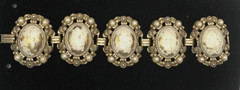 Vintage Chunky Wide Gold Tone 5 Cabochon Panel with Faux Pearls Bracelet 7”